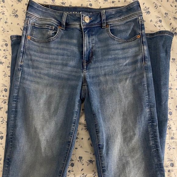 American Eagle’s Outfitters Bootcut Jeans - Picture 1 of 4